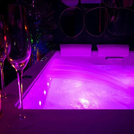 “la Nuit De Reve” Centre Historique * Perpignan